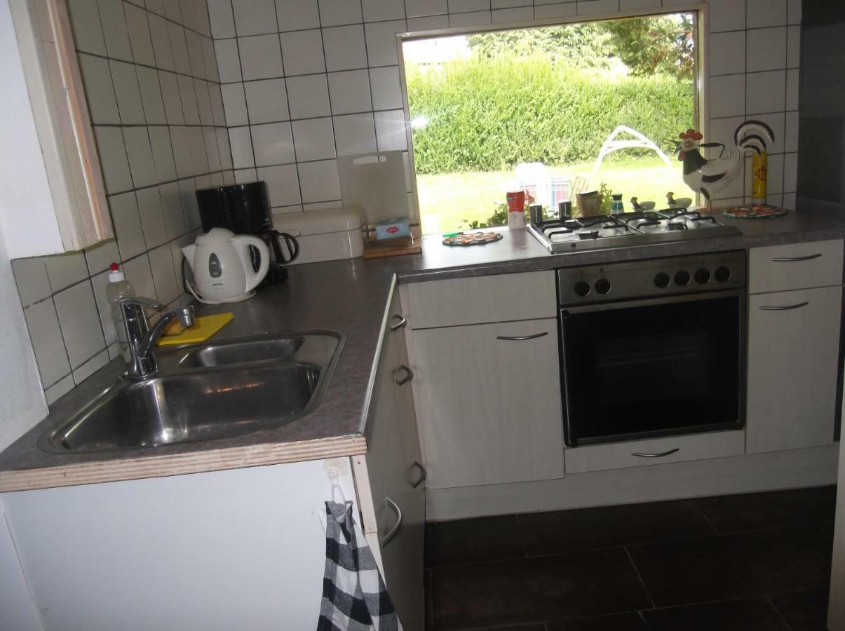 Leuk Vakantiehuisje 6P ブルンスム エクステリア 写真
