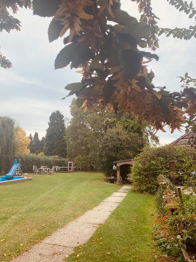 Leuk Vakantiehuisje 6P ブルンスム エクステリア 写真